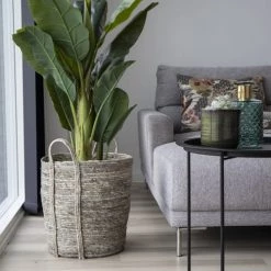 House Nordic Paniers Et Corbeilles Panier Rond En Feuille De Maïs Naturel -Accessoires de cheminée Soldes panier rond en feuille de mais naturel 1