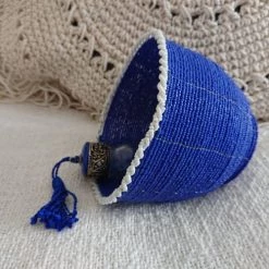 My Bliss Home Paniers Et Corbeilles Petit Pot En Perles De Verre Bleu Indigo Et Blanc 10x13 Cm -Accessoires de cheminée Soldes petit pot en perles de verre bleu indigo et blanc 10x13 cm 2